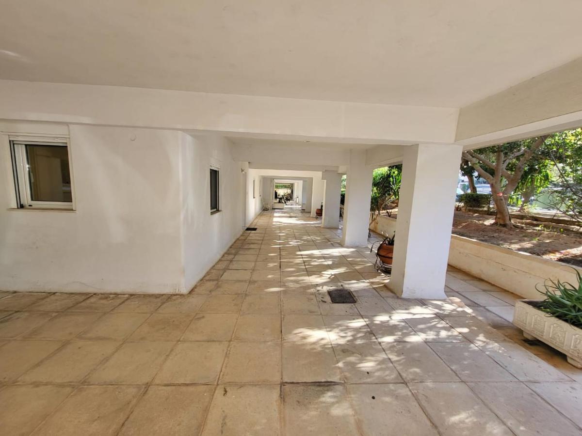 Apartment Near The Center Of Glyfada Athén Kültér fotó