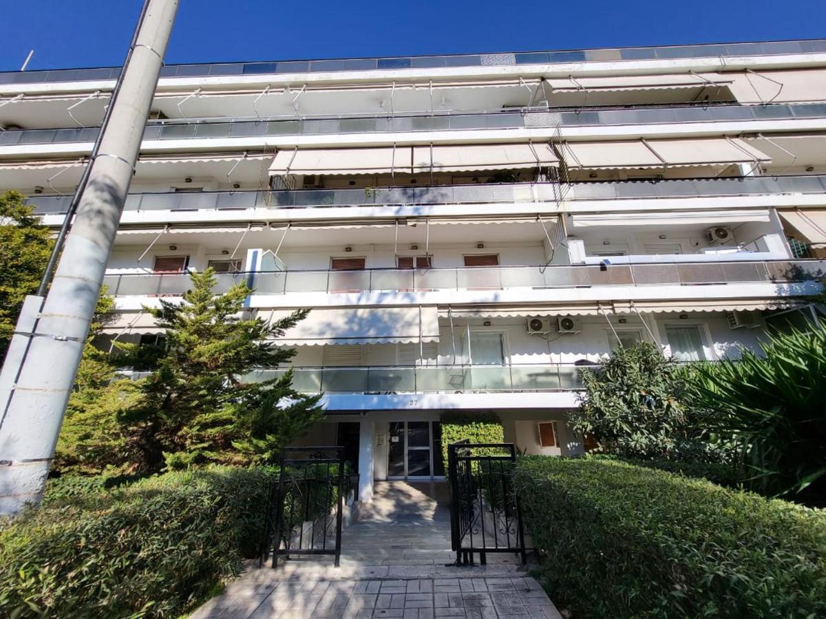 Apartment Near The Center Of Glyfada Athén Kültér fotó